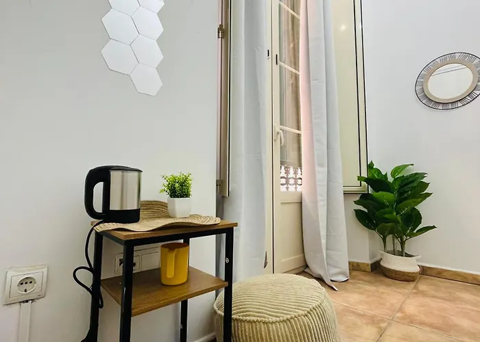 Standard Room with 1 Single Bed